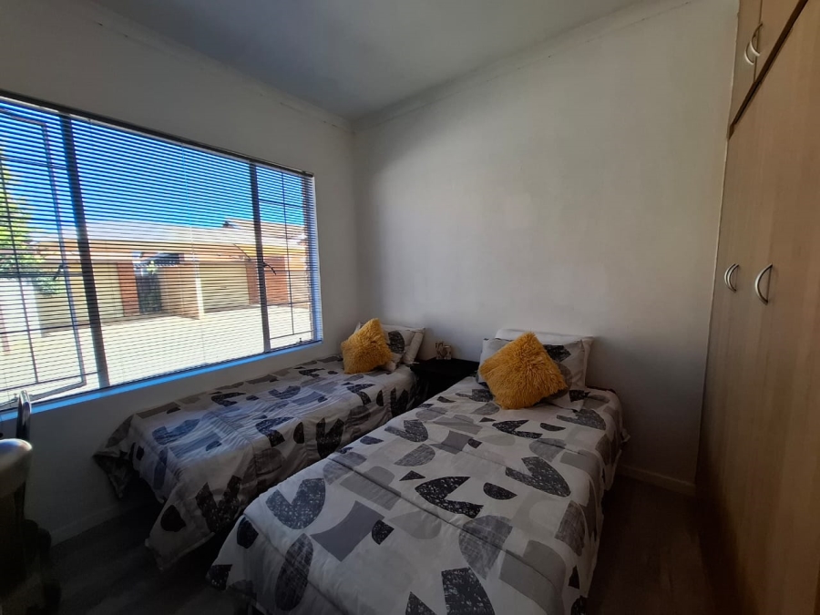 2 Bedroom Property for Sale in Noordhoek Free State